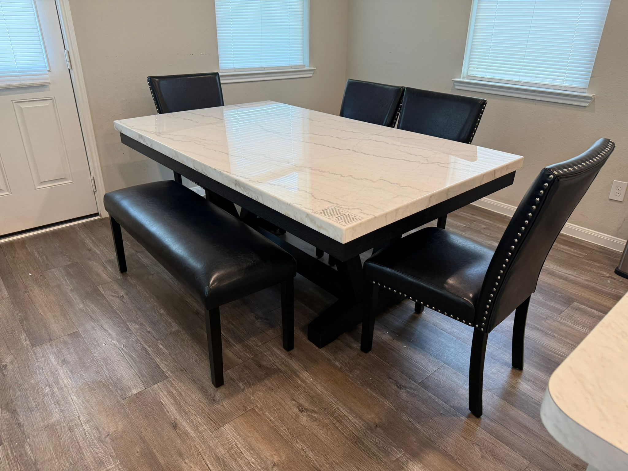 Crown Mark 2222WH-6P TANNER DINING GROUP Set Black Financing Available 