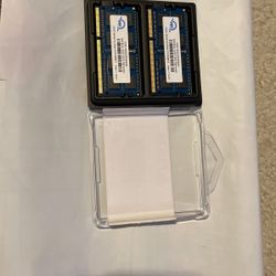 Two 4 GB RAM for MacBook Pro (Toatal 8 GB)