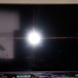 Insignia 55" Tv for parts model no. NS-55DR710NA17