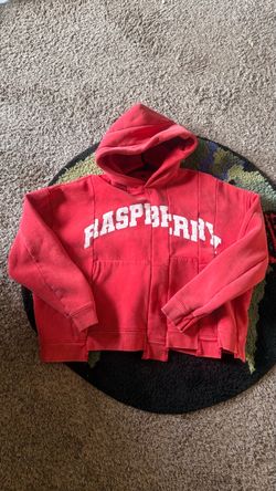 Gv Gallery - Red hoodie