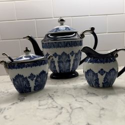 Beautiful Tea Set 