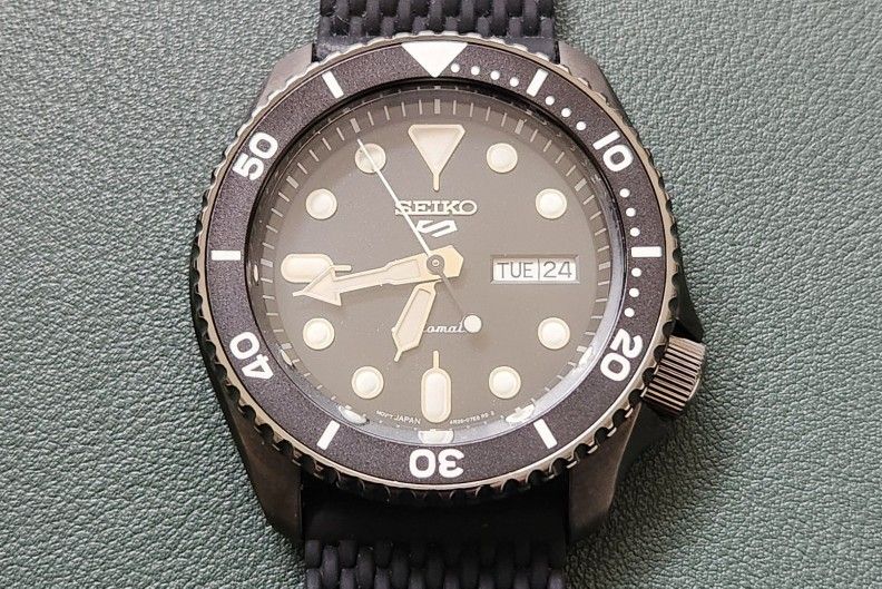 Seiko 5 Sports SRPD65K2