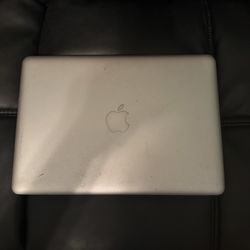 MACBOOK PRO