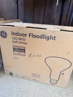 Indoor flood lights and baffle covers