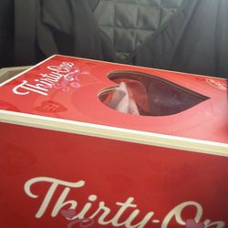 31 Hat Brand New Full Set