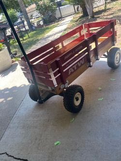 Radio Flyer wagon