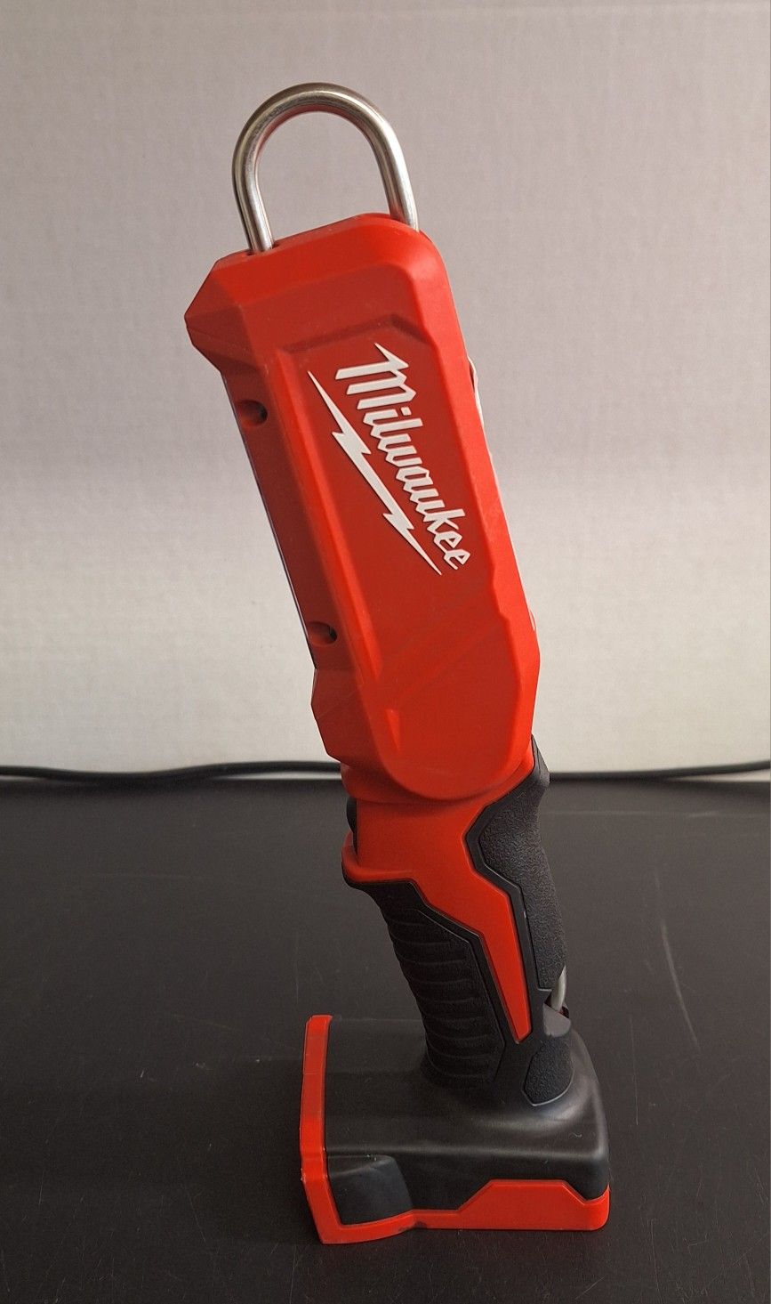 MILWAUKEE LED STICK LIGHT 2352-20