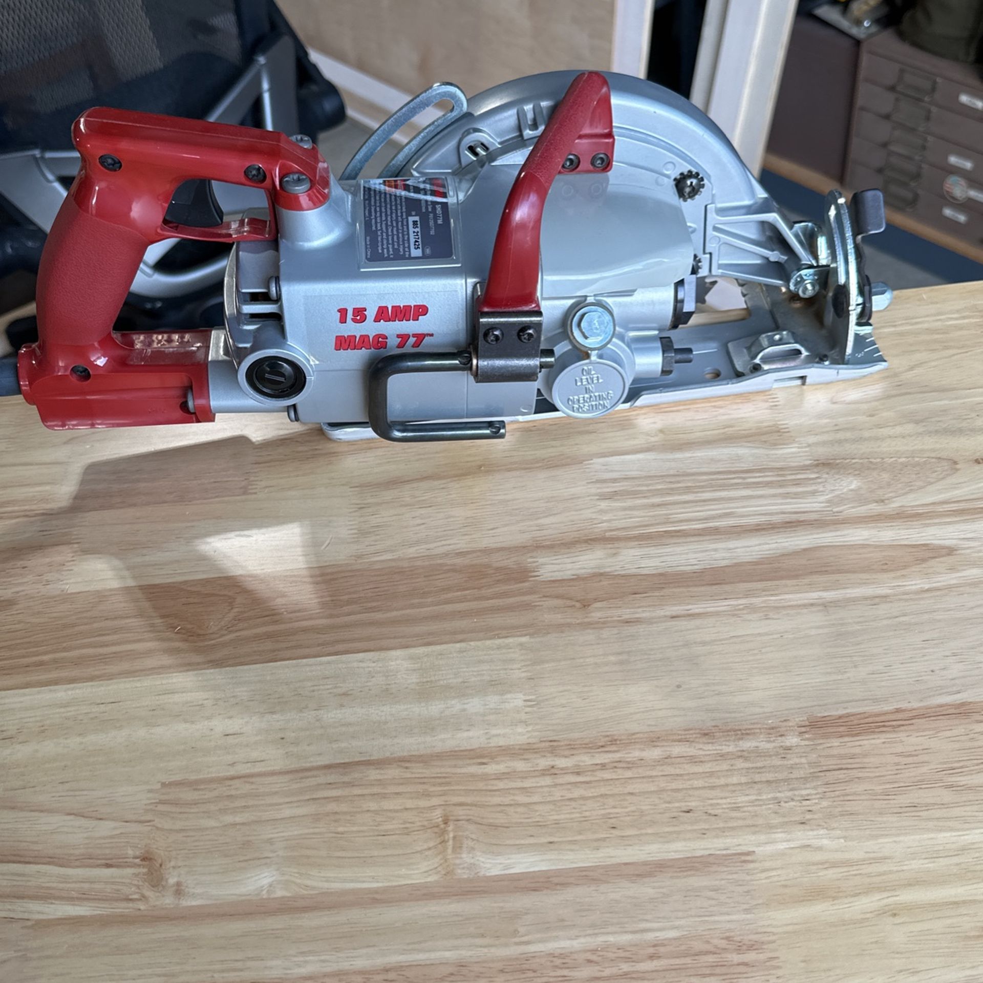Skillsaw Mag77 Worm drive