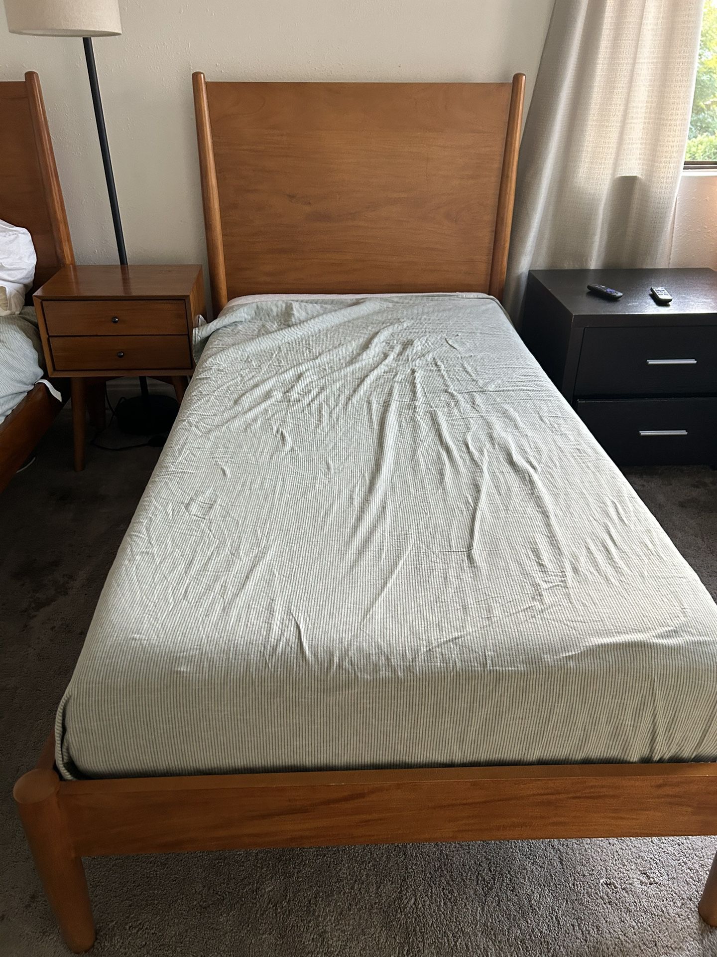 Twin Bed With Mattress