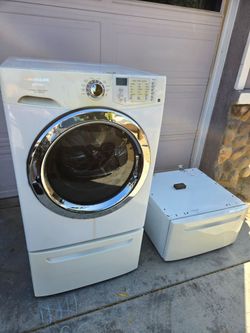 USED WASHER WITH TWO RISERS