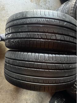 Pair of 285 45 20 Pirelli scorpion verde run flat tires
