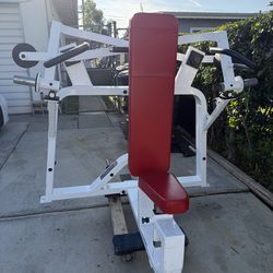 Precor Icarian ISO lateral plate loaded shoulder press Gym Equipment