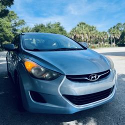 2012 Hyundai Elantra