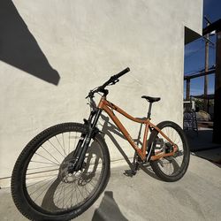 DRT 2.2 Mountain Bike  L