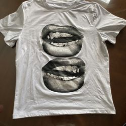 White Graphic Design Tshirt 