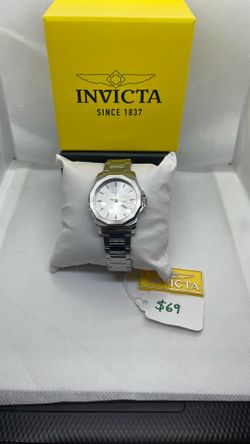 Reloj Dama 33MM Invicta Nuevo En Caja