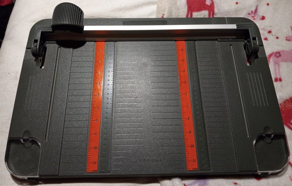 Fiskars 12 Inch Cutting Board