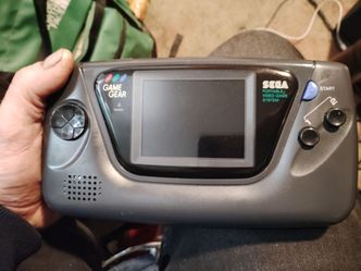 Sega game gear w/ world cup USA 94