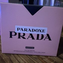Prada Paradoxe Intense 