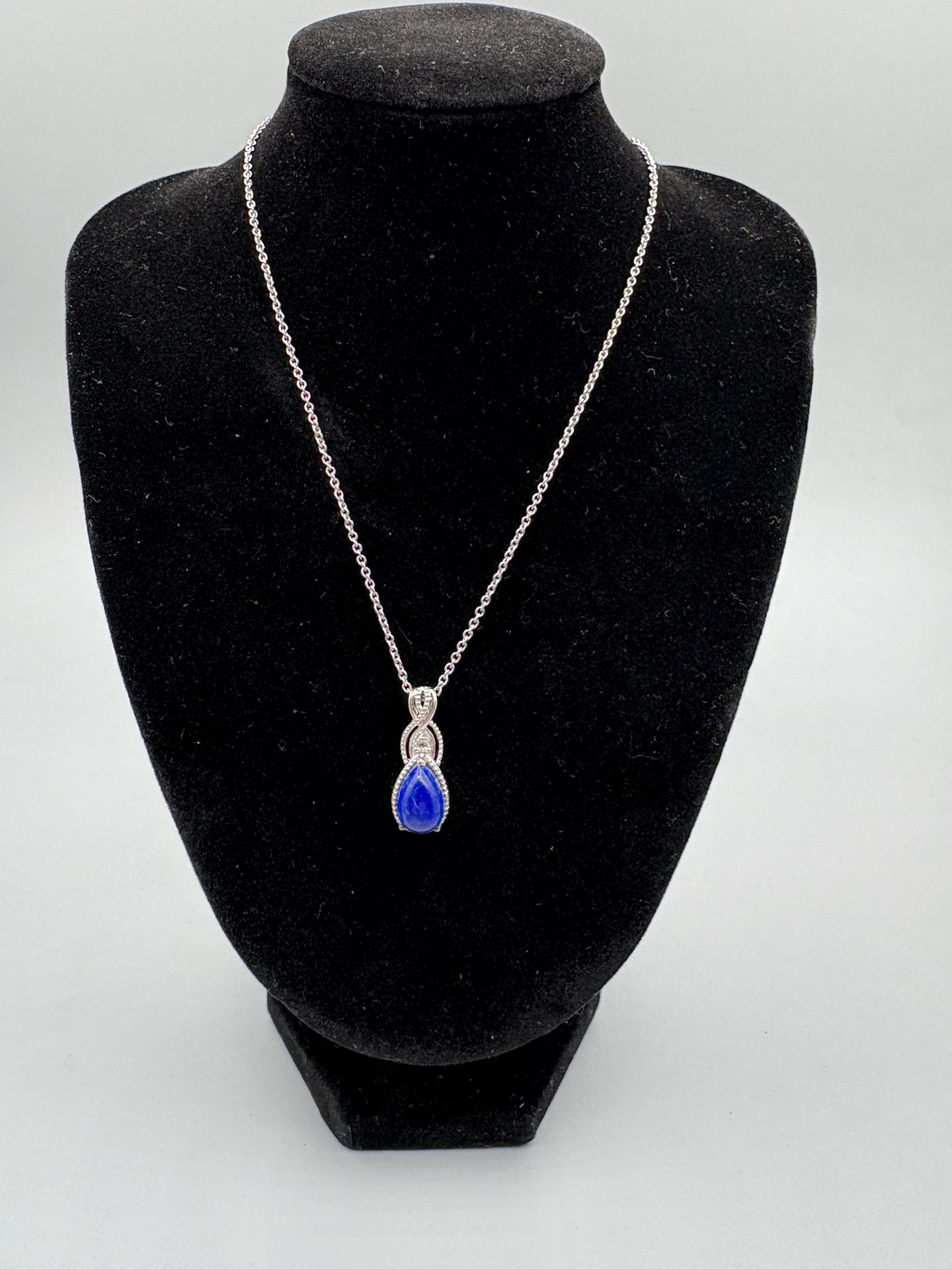 Lapis Lazuli Pendant Necklace 20”