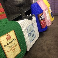 Piñatas Large