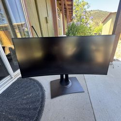 36 Inch Viewsonic Curved Monitor 144hz 