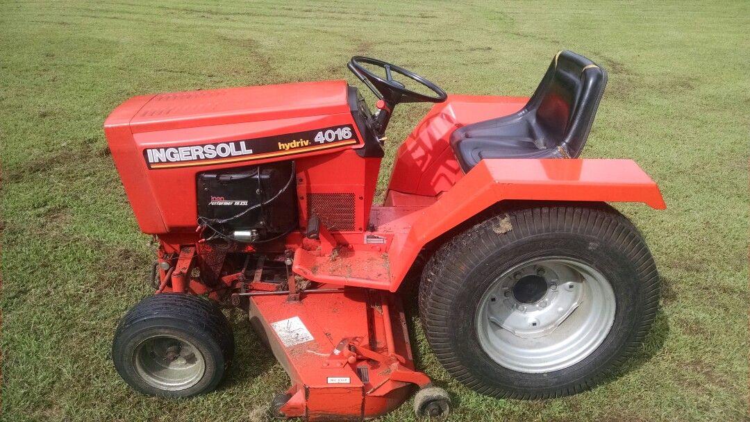 Ingersoll 4016 tractor