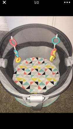 Fisher price dome play yard/bed! Playpen