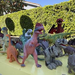 Large Dinosaur Toy Collection – 30+ Dinosaurs – Bundle