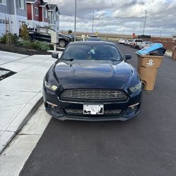 2017 Ford Mustang Premium  Ecoboost 