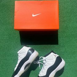 (Men’s 10.5) Jordan 11 Retro DMP Gratitude