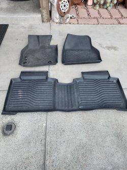2020 & above toyota bz4 floor mats
