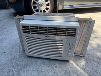 Haier window a/c 5000 BTU working $25