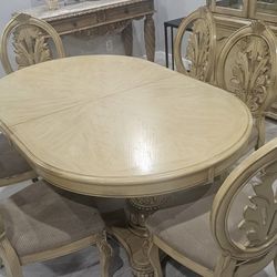 Dining Room Table 
