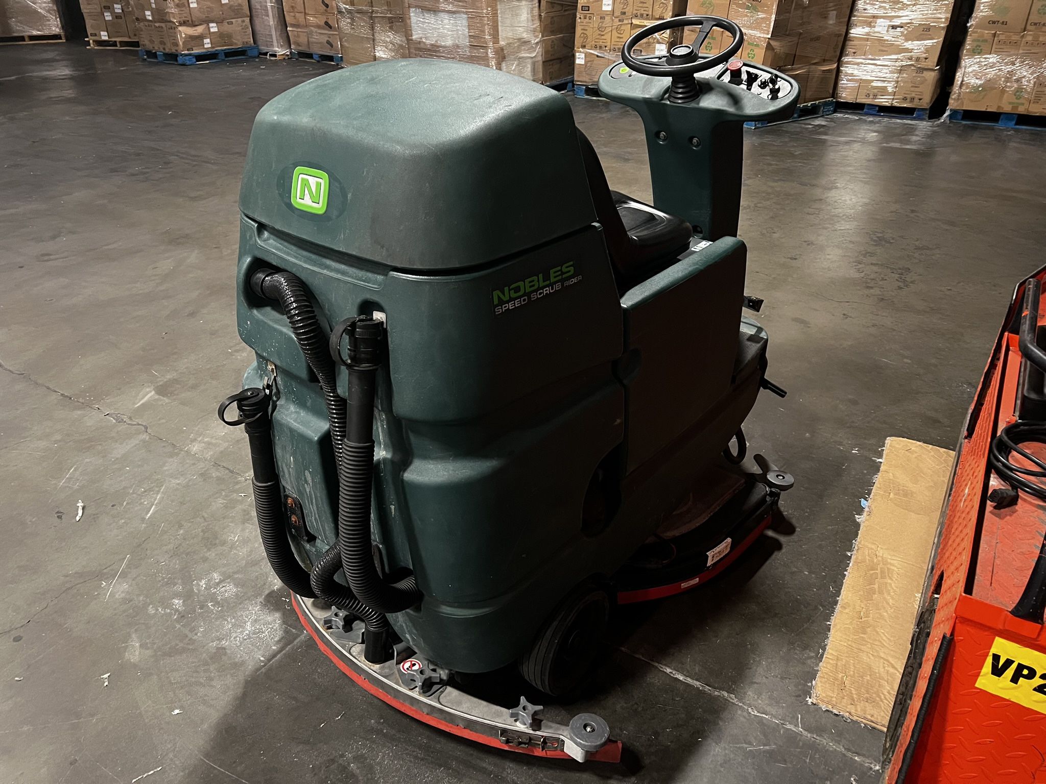Floor Scrubber-ride on