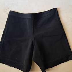 Shorts Small Levanta Pompis