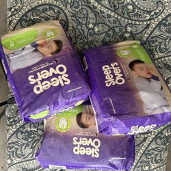 Sleepover diapers 