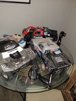 3 Traxxas slash 4x4 VXL's