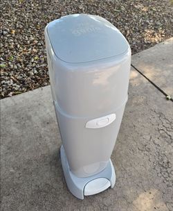Playtex Diaper Genie Complete Pail
