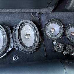 Bose speaker set for car