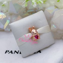 Adorable Charm 925 silver for Pandora moments bracelet.