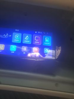 10 inches GPS and music