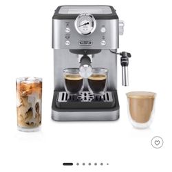De’Longhi- Classic Espresso Machine