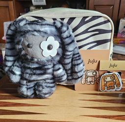 CJ Hendry Animal Print JuJu collection.