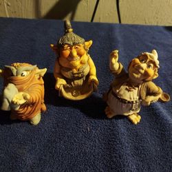 World Of Krystonia Figures 