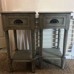 Set of 2 Night Tables
