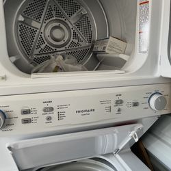 Washer & Dryer In One