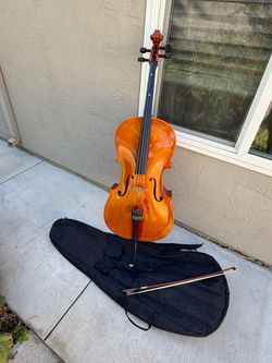Wooden cello    2/1.