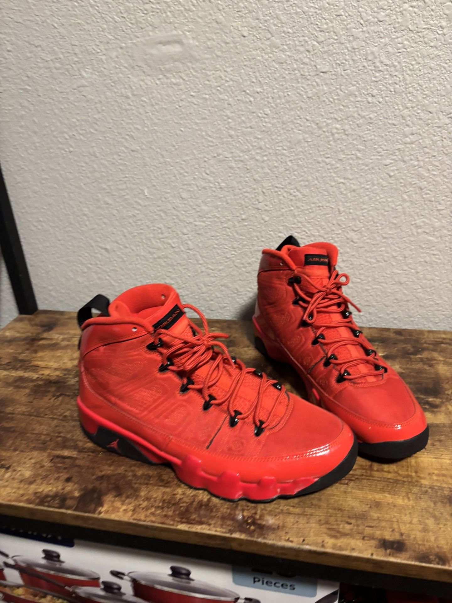 Jordan 9 Retros Chile Red ๐ถ๏ธ๐ฅ