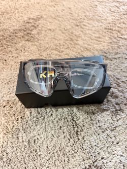 Kapvoe Photochromic Sport Sunglasses